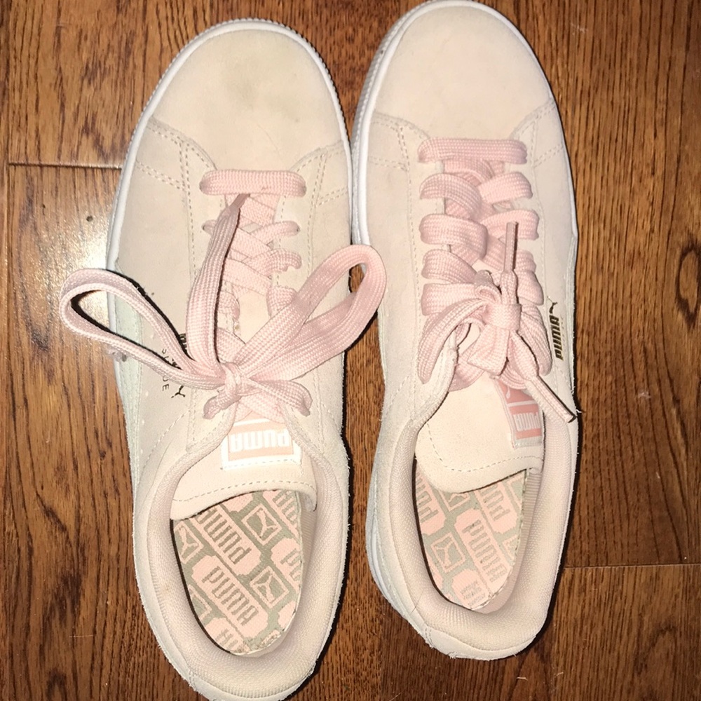 Pink puma suede shoes
